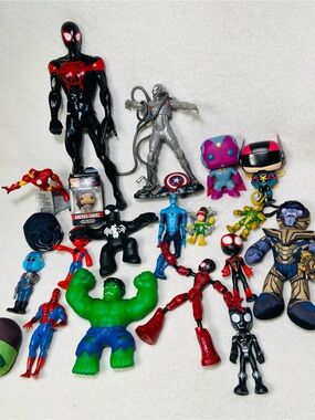 Disney Marvel Spider-Man Toy Lot Marvel Funko Toys Hulk Loki Miles Morales